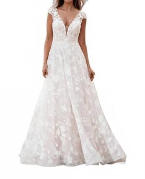 NEW ALLURE BRIDALS floral lace wedding dress in desert/champagne/ivory/nude